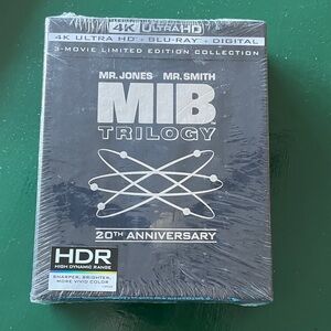 MIB Trilogy 4K Ultra HD Blu-ray - Black and Silver Edition
